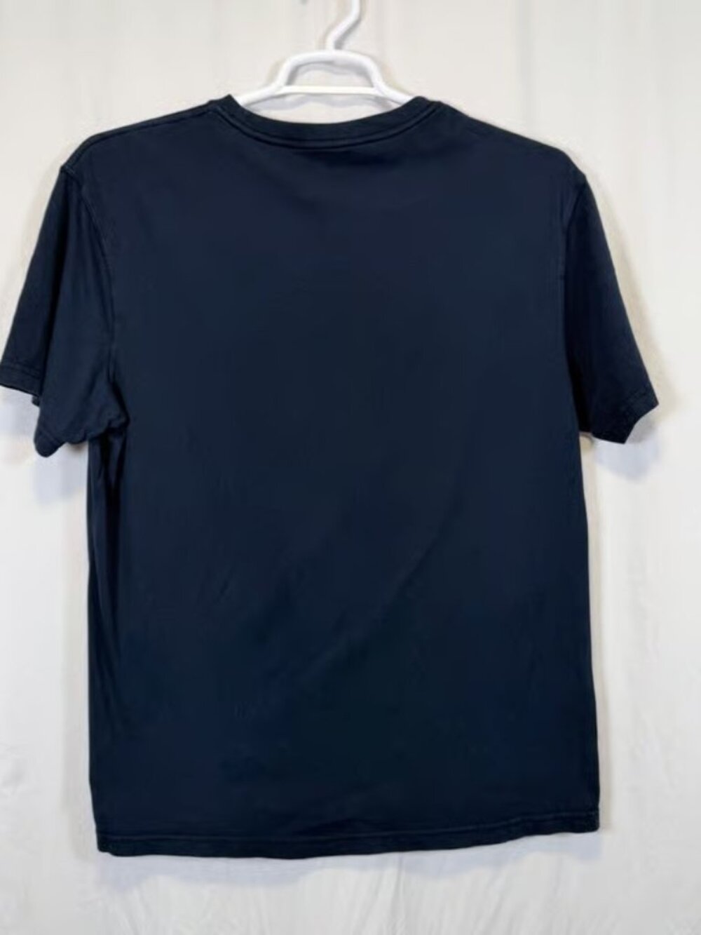 American Eagle T-Shirt Super Soft Standard Fit Navy Blue Embroidered Logo Size L - Picture 2 of 6